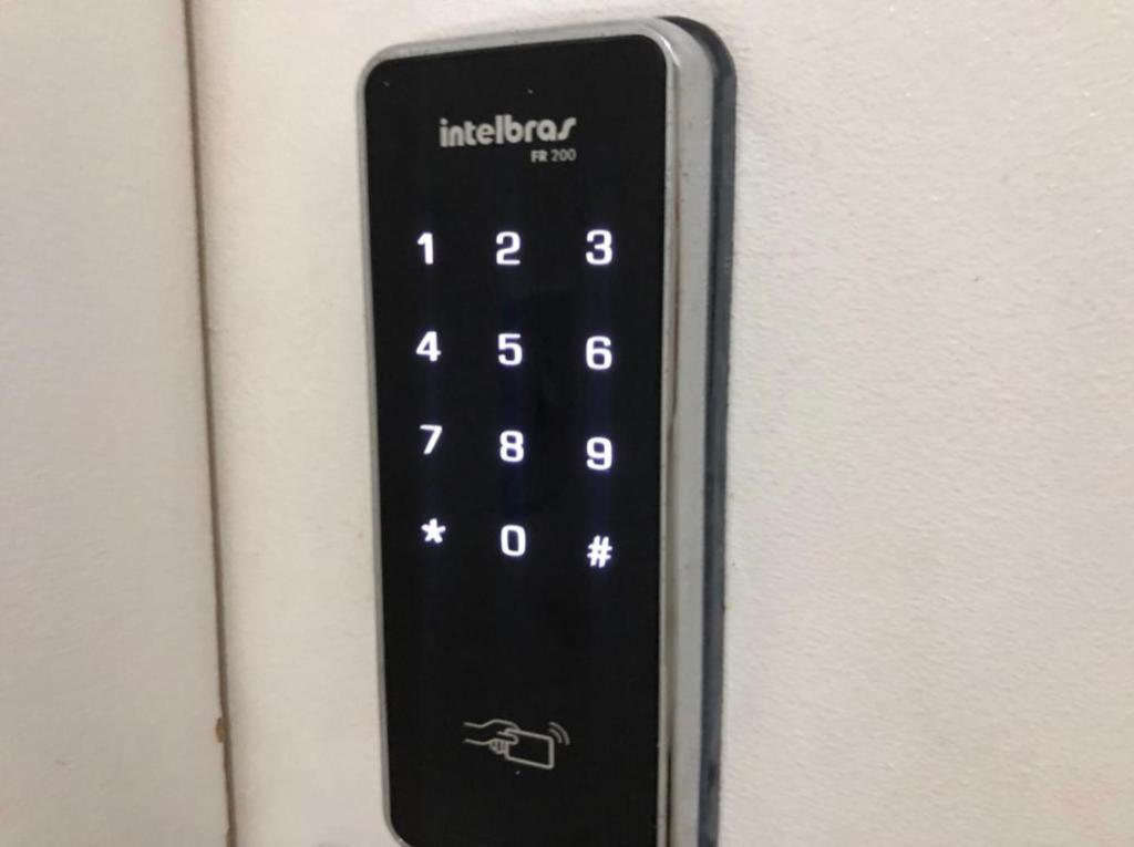 Apt2 Piscina Netflix Wifi Ar Cond Prox A 2 Shoppigns 福塔雷萨 外观 照片